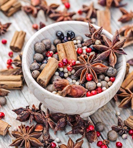 pimenta rosa e anis estrelado